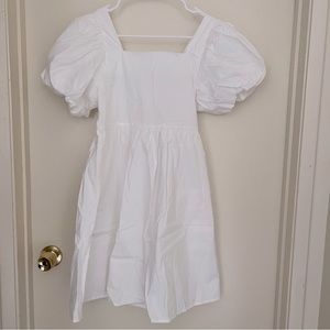 NWOT White Puffy Puff Sleeve Flowy Dress